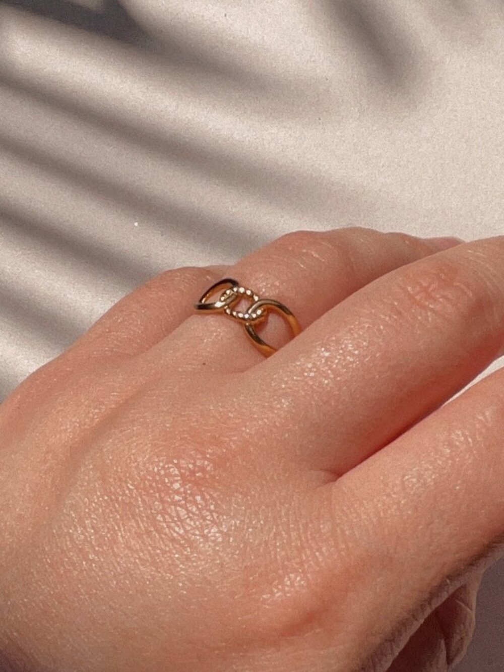 Aouri Twist Chain Ring | 18K Gold Plated Stainless Steel